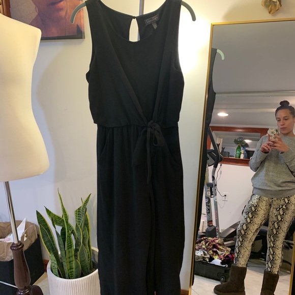 Luxology Size 4 Black wide leg romper - Picture 5 of 13